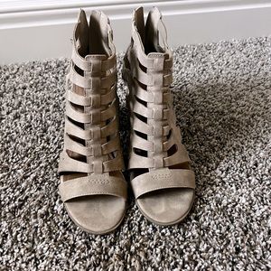 Indigo Rd. Heel Sandals, Size 9